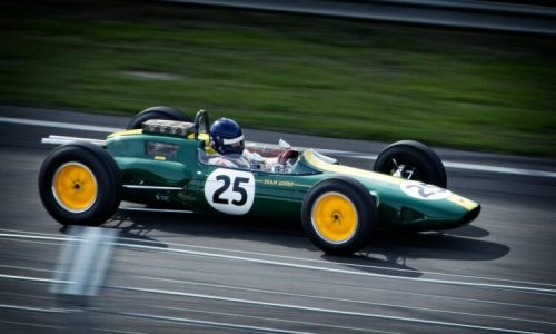 Top 5 Cars in Formula One History