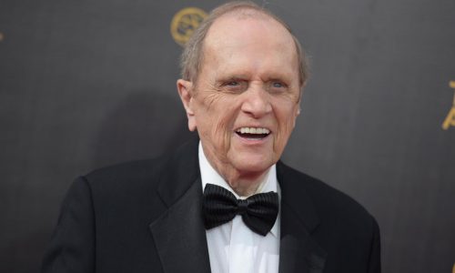 Comedian Bob Newhart, deadpan master of sitcoms and telephone monologues, dies at 94