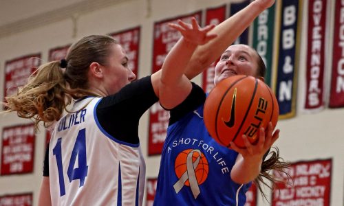 A Shot For Life: Aleah Bracey nets 19 points, leads Team White to 102-91 girls victory