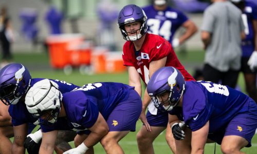 Sam Darnold looking comfortable with Vikings. Especially throwing deep downfield.