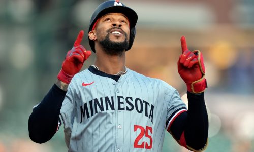 Byron Buxton homers and doubles to lead Twins to 9-3 win over Tigers