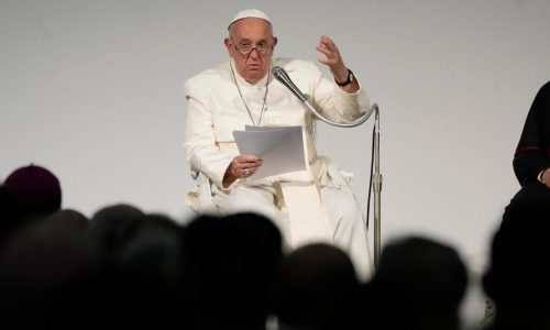 Pope Francis calls for Olympic truce for countries at war, prays for peace