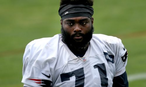 Patriots extra points: Move back to guard surprising for Mike Onwenu