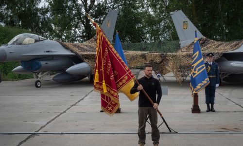 Zelenskyy displays newly arrived F-16 fighter jets