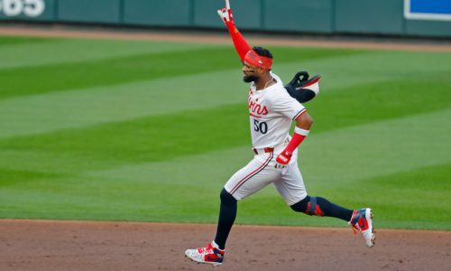 Twins gain some breathing room with 8-3 victory over Royals