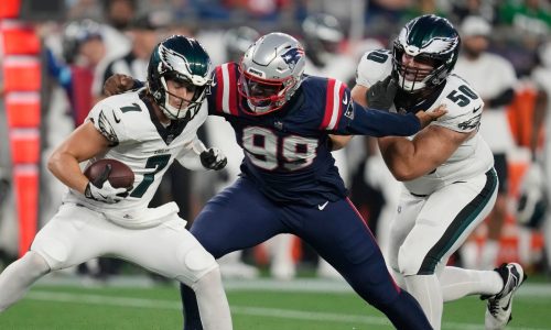 Patriots’ defense still brings pressure vs. Eagles after trading Matthew Judon