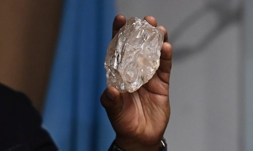 What a rock: Whopping 2,492 carat diamond found