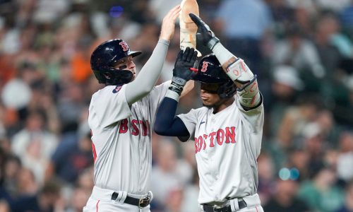 Bullpen blows late lead, but Red Sox rally in 10th inning to beat Tigers