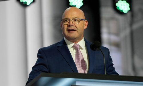 Harris to meet with Teamsters, but union president isn’t invited to speak at Democratic convention