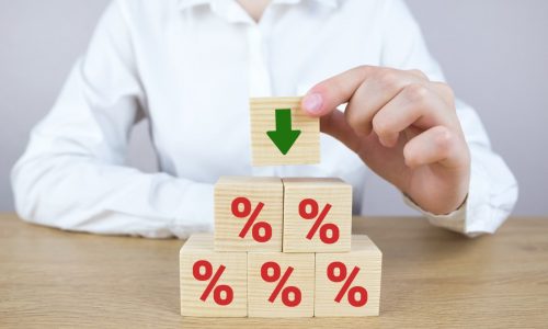 Interest rates on top-yielding CDs are dropping. Here’s what that means for savers