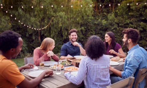 11 fun and unusual ways to celebrate National Eat Outside Day