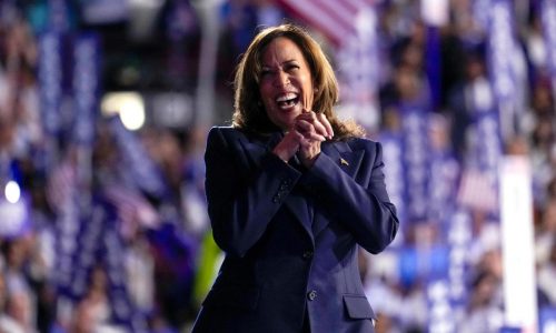 She’s the sitting vice president. She’s the candidate of change. How Harris is having it both ways