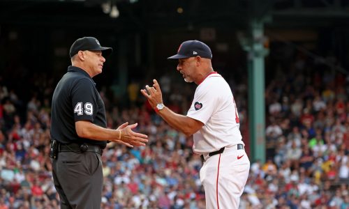 Red Sox react to controversial interference call in walk-off win over Mariners