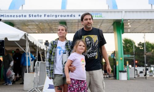 For those first in line at the Minnesota Fair, ‘everything’s fresh. It’s all clean.’