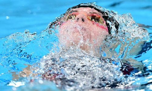 Lakeville’s Regan Smith impressive again grabbing silver in 200 back