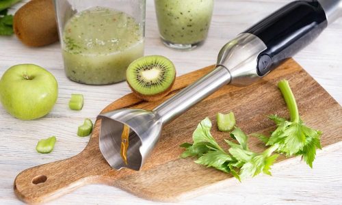 The best immersion blenders for smoothies and soups