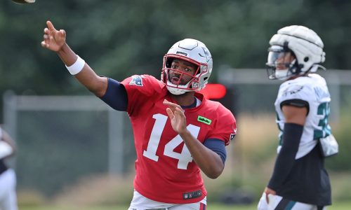 Patriots training camp Day 17: Jacoby Brissett bounces back, hits deep ball in 2-minute drill