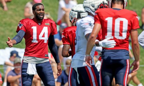 Patriots training camp Day 16: Jacoby Brissett slipping in QB competition with Drake Maye