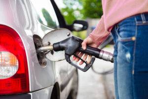 Scrap 5p fuel duty cut as drivers miss out on savings, says RAC