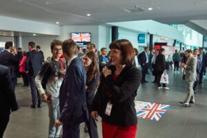 Rachel Reeves: Regulators must prioritise UK economic growth