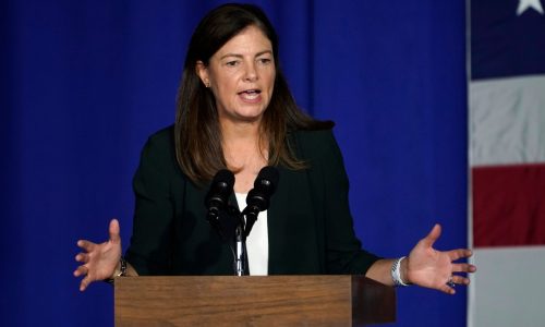 New Hampshire Democratic candidates for governor target Republican Kelly Ayotte in final debate