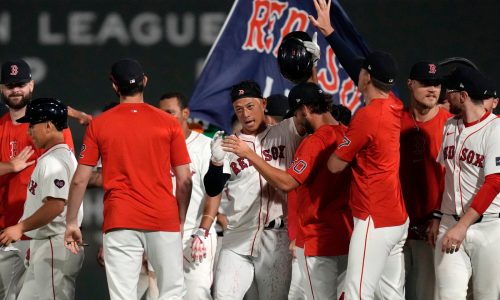 Rob Refsnyder eyeing Red Sox reunion, not retirement, in 2025: ‘I’d love to be back’