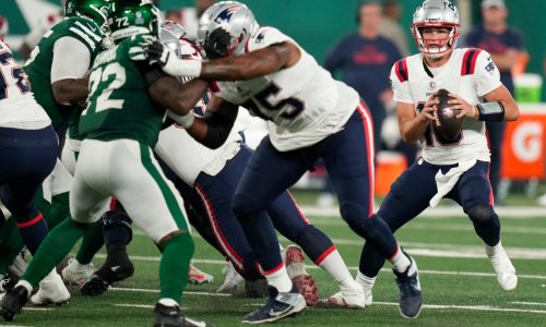 Patriots mailbag: Offense would benefit from veteran free-agent upgrade