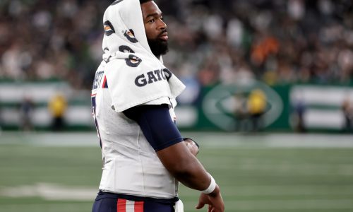 Jacoby Brissett will remain Patriots’ starting QB despite non-committal answer Thursday