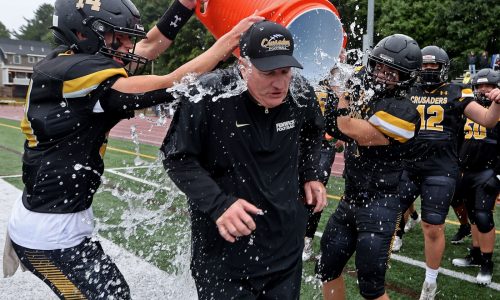 Sweet 16: 200 and counting for Fenwick’s David Woods