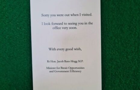 Labour Ministers Ease Up on Enforcing Three-Day Office Week for Civil Servants