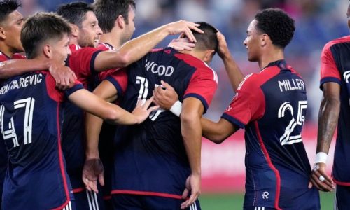 Revolution squander 2-0 lead, settle for draw with CF Montreal