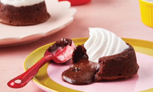 Easy weeknight recipes: Mark Bittman’s Hot Lava Fudge Cakes