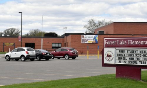 Forest Lake School District plan would move sixth-graders to middle school, consolidate two elementary schools