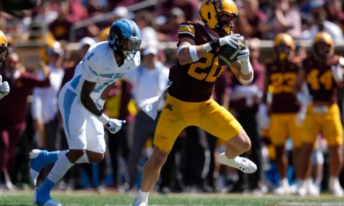 Duffle Bag Boyz: Gophers safeties filling Louis Vuitton bag for every takeaway