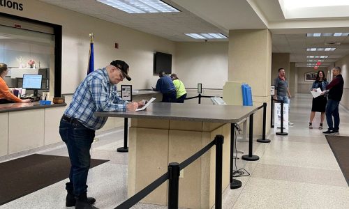 Early voting turnout steady in Ramsey County