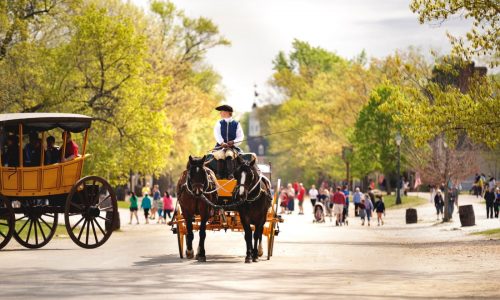 Colonial garb and Nikes: What it’s like to live in the middle of American history