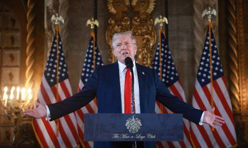 Trump flips betting odds ahead of debate