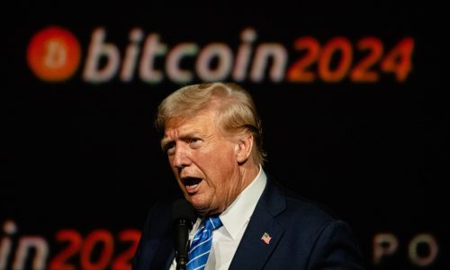 Trump unveils crypto project, says US should dominate sector