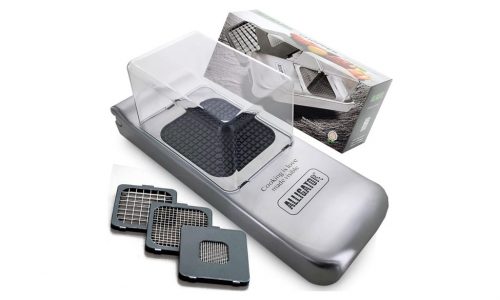 Time-saving onion choppers every home cook needs