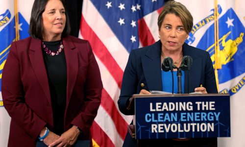 New England leaders hold private clean energy talks as Mass. pursues more offshore wind