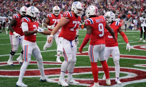 Patriots believe center was best O-lineman despite unprecedented circumstances