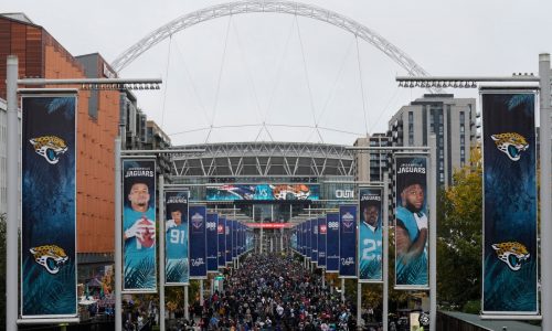 Patriots-Jaguars inactives: Pats catch a break in London