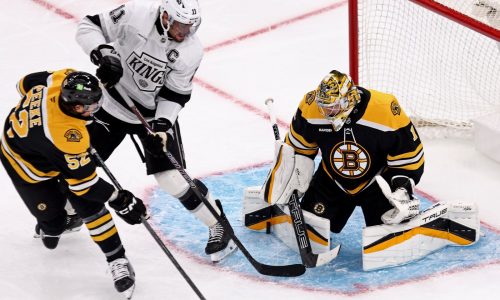 David Pastrnak lifts Bruins over Kings in OT