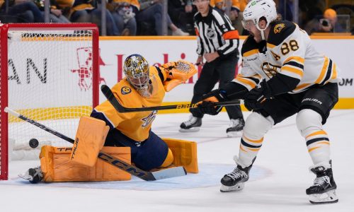 Bruins lay an egg in Nashville, lose 4-0