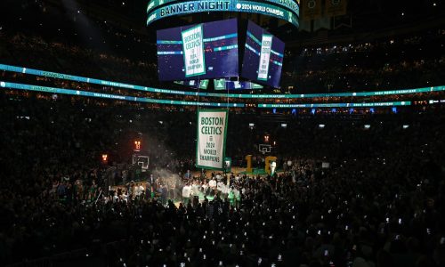 Joe Mazzulla kisses court, Jayson Tatum eyes repeat at Celtics raise Banner 18