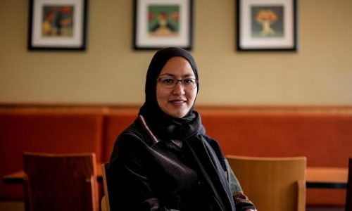 Some US Muslims struggle to find a candidate they can tolerate supporting for president