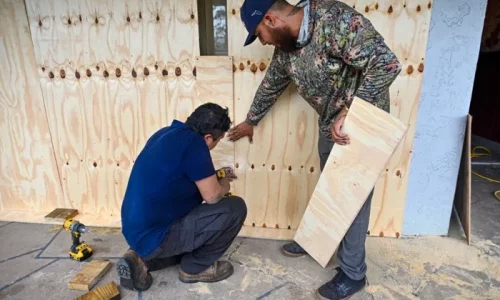 Floridians Scurry to Prepare for Second Hurricane Hit in Two Weeks