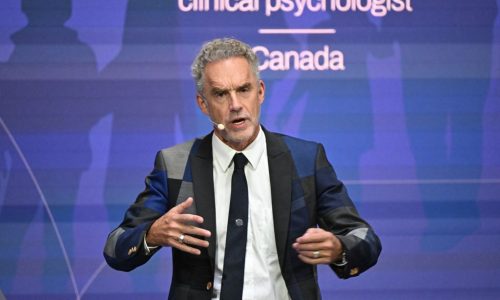 Anti-‘woke’ psychologist and author Jordan Peterson to speak in St. Paul