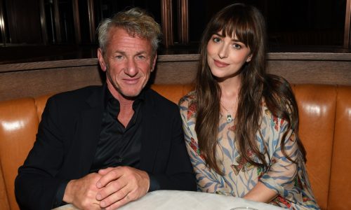 Qantas airline sorry for playing R-rated ‘Daddio’ on every screen