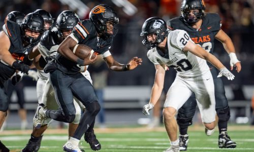 High school football: Animasaun, White Bear Lake keep momentum with win against Roseville